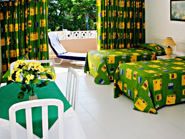 Monteray Apartment Hotel, Barbados