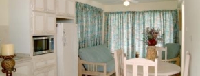 Melrose Beach Apartments